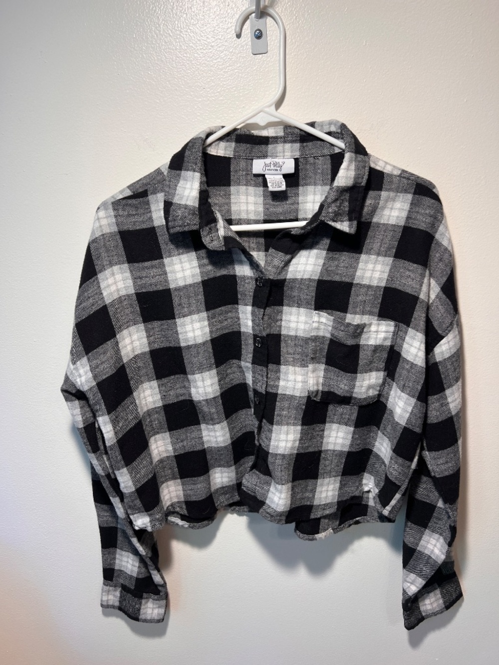 Just Polly Cropped Gray and Black Flannel Button Down Top | Size L | Juniors